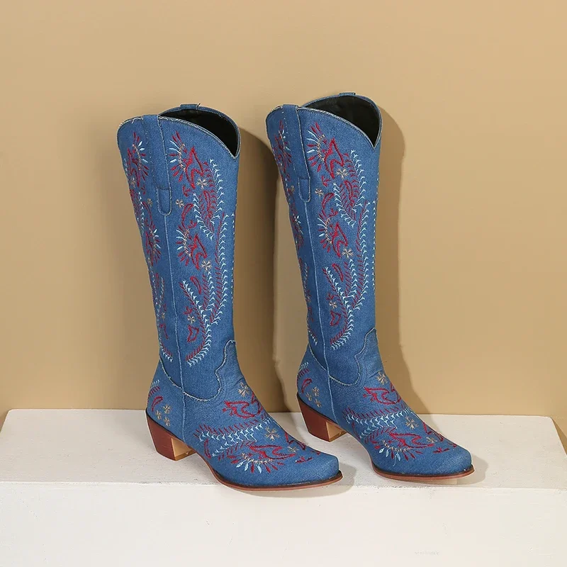 Blue Denim Western Cowgirl Kne - огляд і ціна Jeans